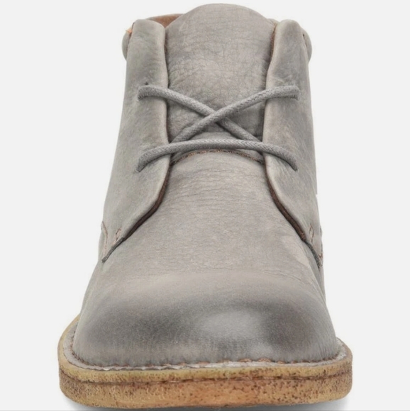 Like New Børn Men's 12M Grey Sampson Chukka Boot - Picture 13 of 15